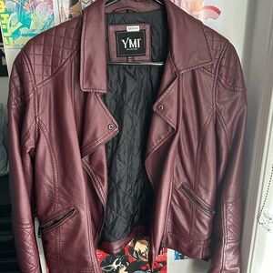 Burgundy faux leather jacket🩶